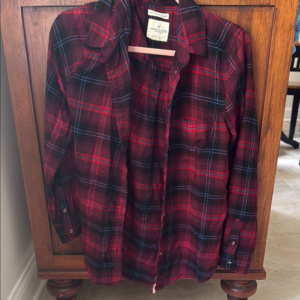 American Eagle Outfitters Red and Blue Plaid Shirt